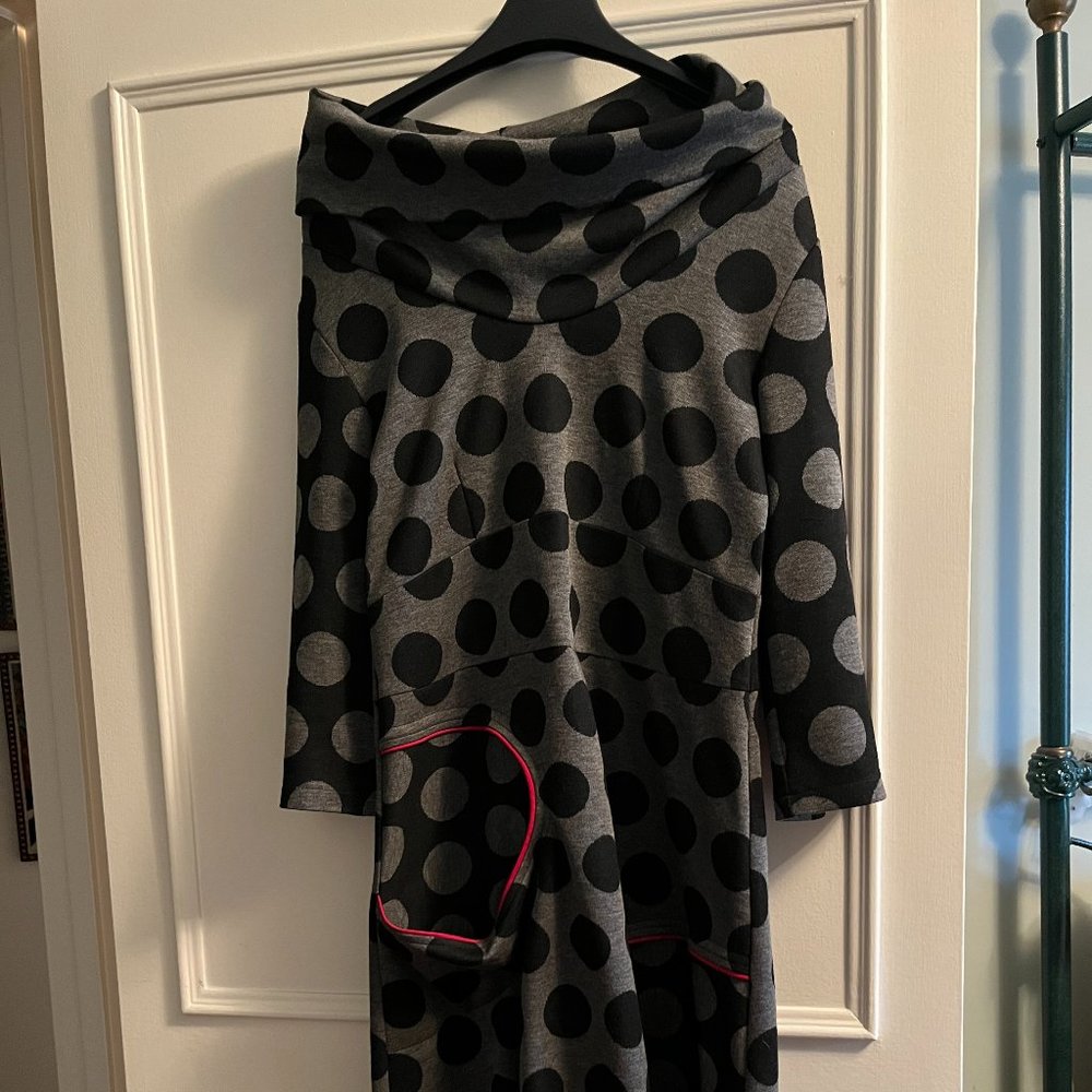 FRESH Size small black and grey polka dot dress